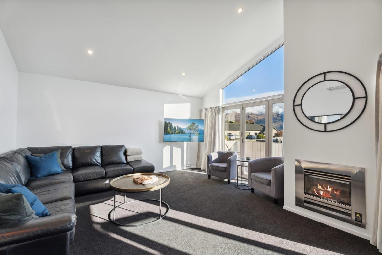 Alpine Retreat - 3 Bedroom Wanaka Eksteriør bilde